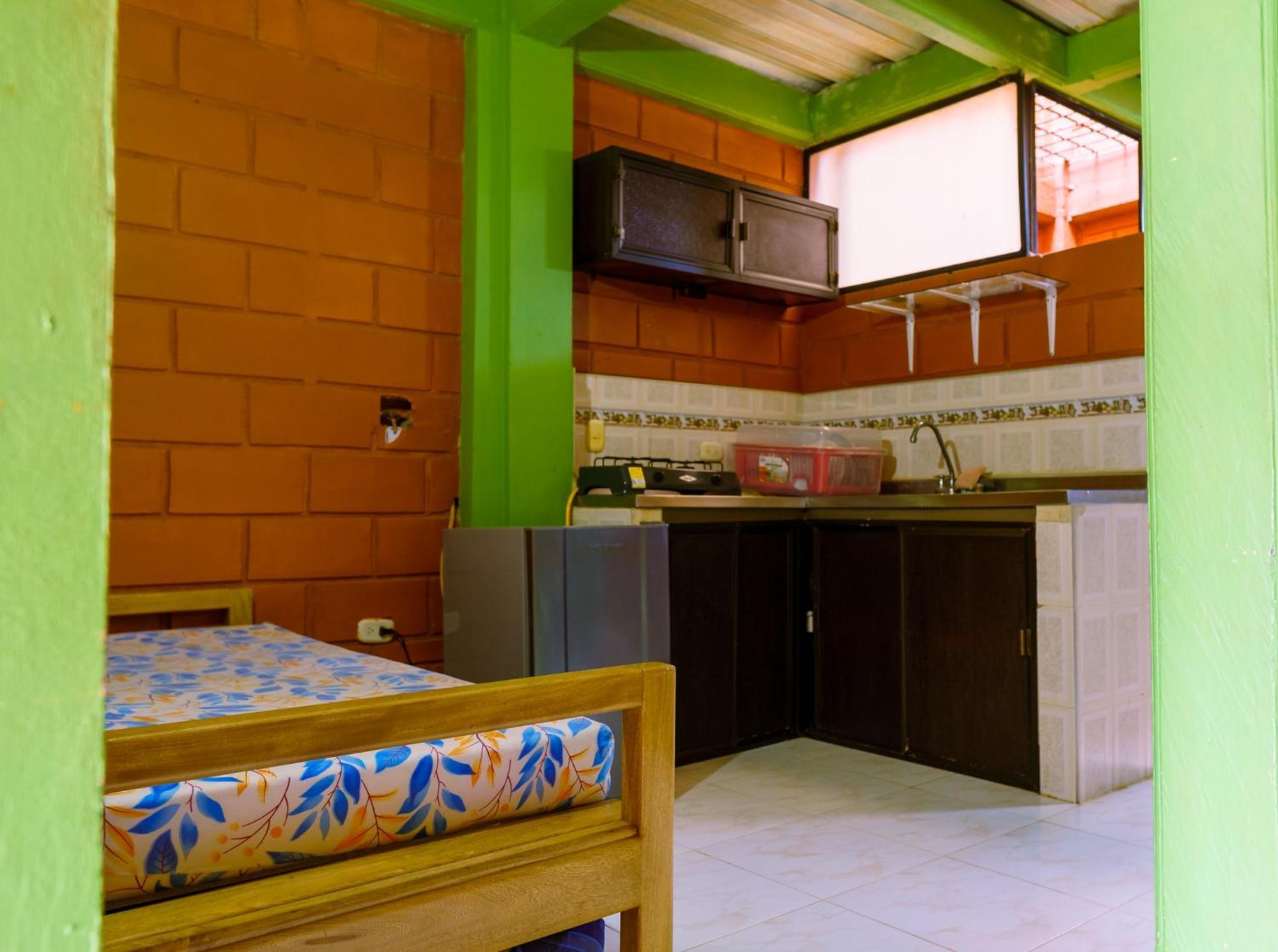 Mi Pueblo Natal Aptos Y Habitaciones Necoclí Exterior foto